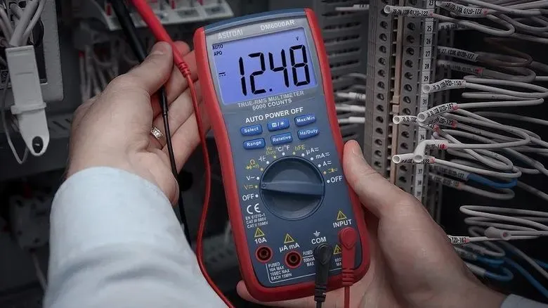 AstroAI Digital Multimeter.webp