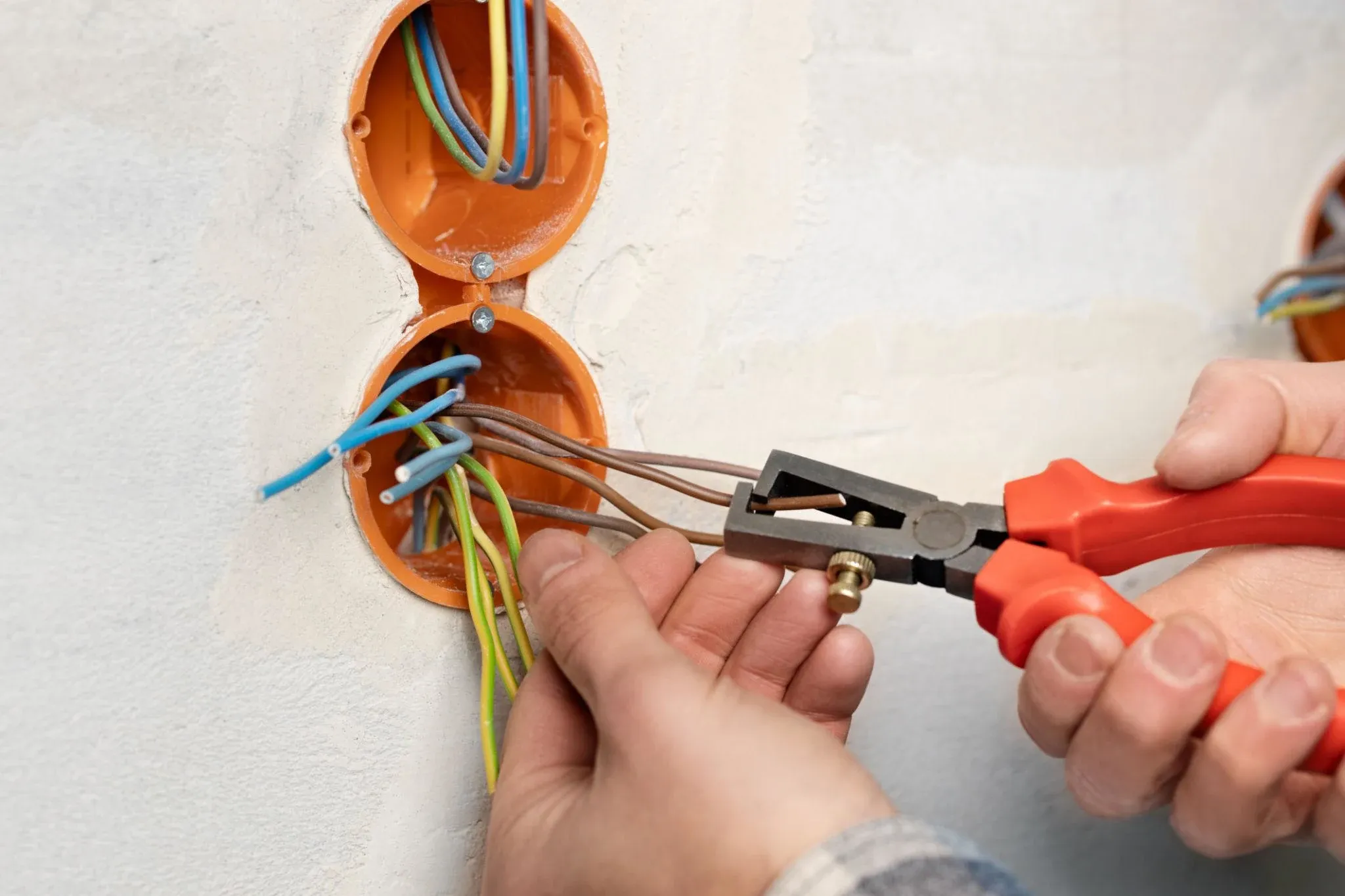 Wire Strippers and Cutters.webp