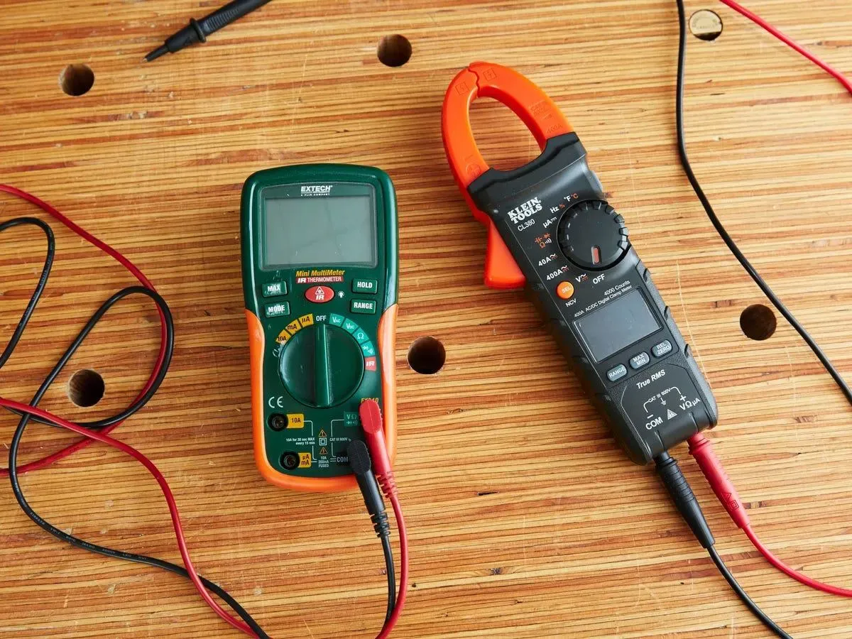 astrai digital clamp meter.webp
