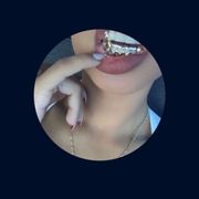 Raquel M. profile