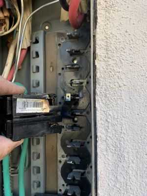 Kensington Electric photo 2